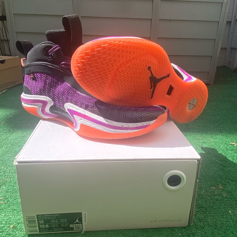 Size 12 - Jordan 36 - Nike basketball